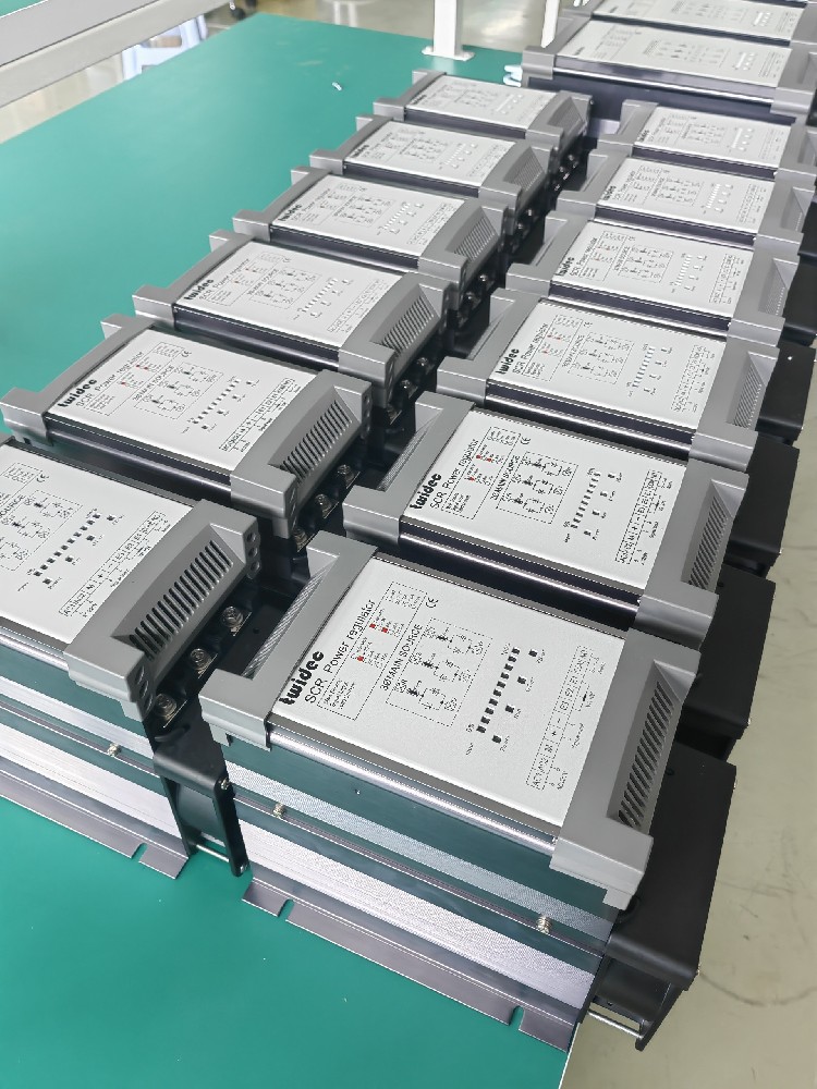 若何预防电力调整器触发？楣收?