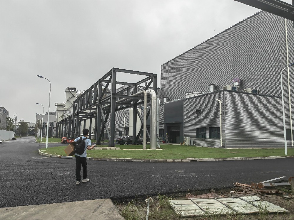 电力调整器在极端低温环境下，启动和运行会晤对哪些挑战？